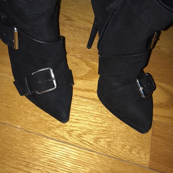 Giuseppe Zanotti Design Suede Buckle Booties 37.5 - Picture 2 of 4